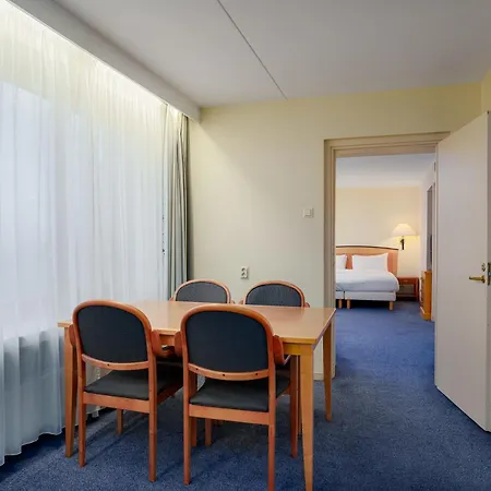 Viesnīca Radisson Blu & Spa, Daugava 4*